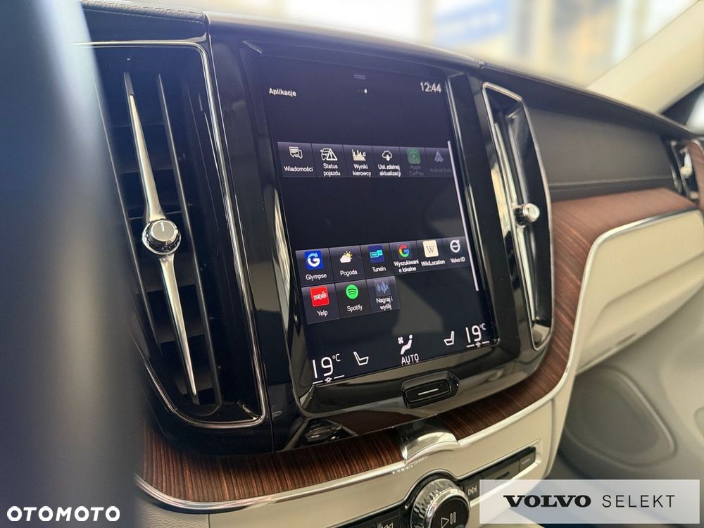 Volvo XC 60 - 22