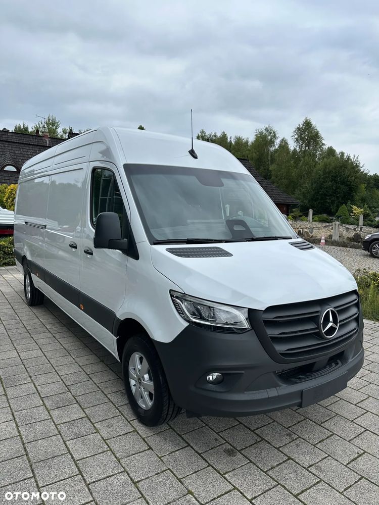 Mercedes-Benz Sprinter - 3