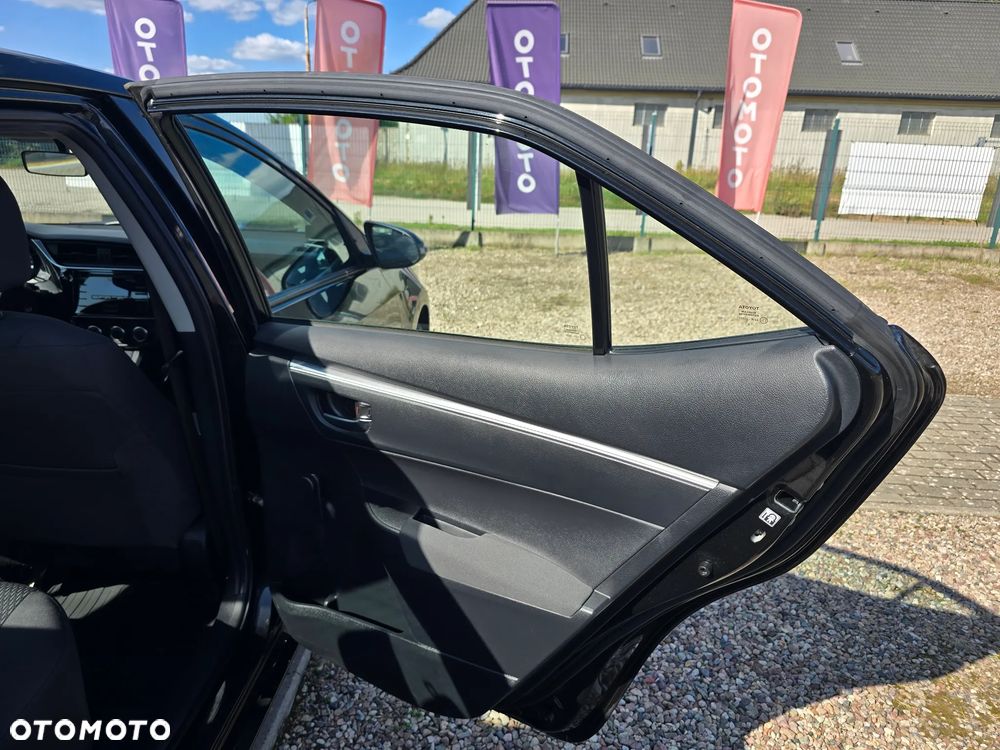 Toyota Corolla 1.6 Active - 12