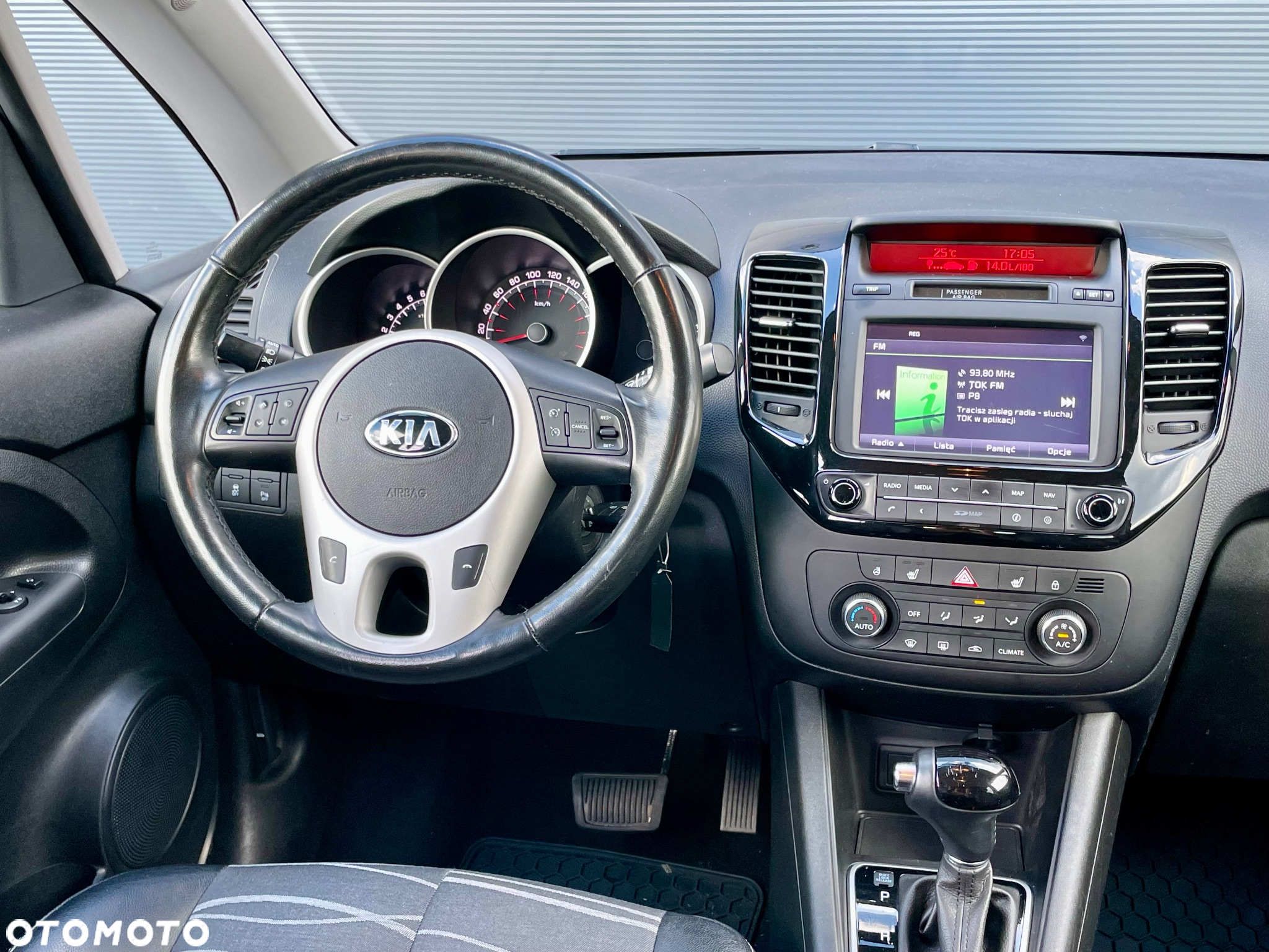 Kia Venga - 11