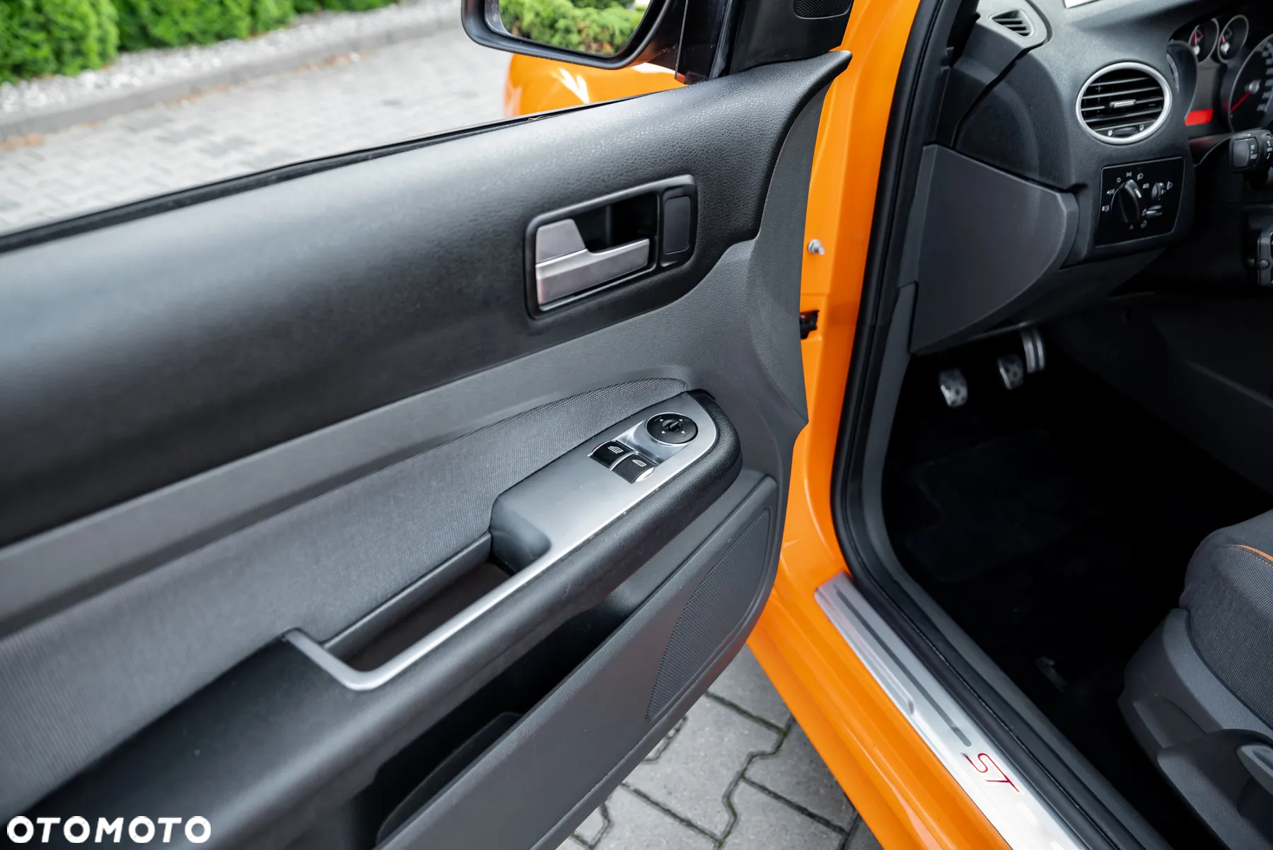 Ford Focus 2.5 ST - 17