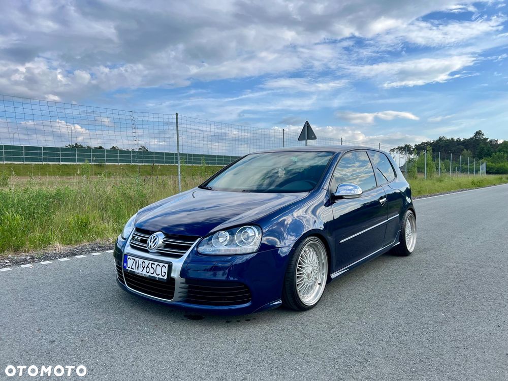 Volkswagen Golf 2.0 FSI Sportline - 1