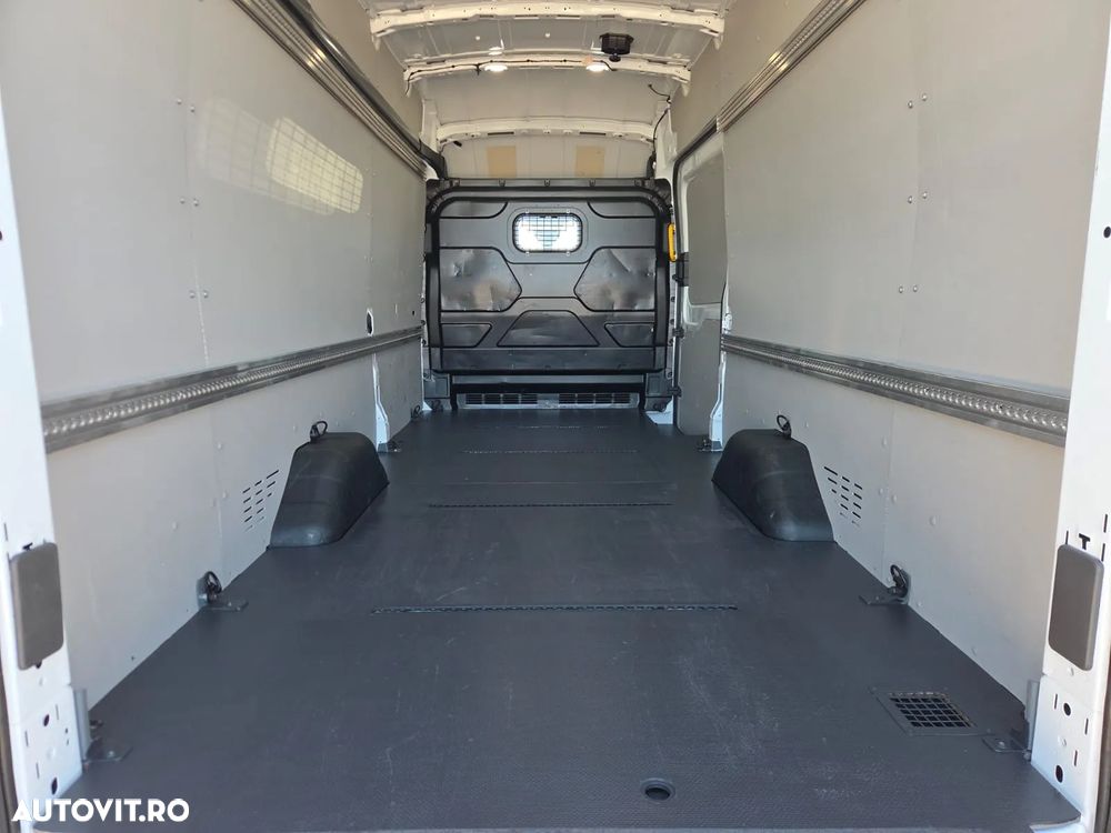 Ford New Transit L4H3 Premium Edition - 10