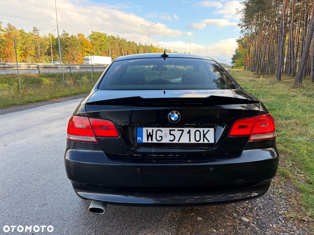BMW Seria 3 320d - 6