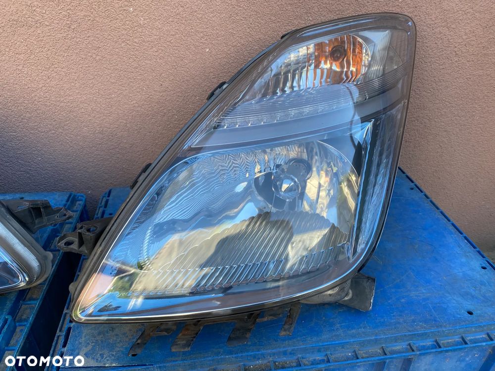 lampy prius II lift komplet eu całe - 2
