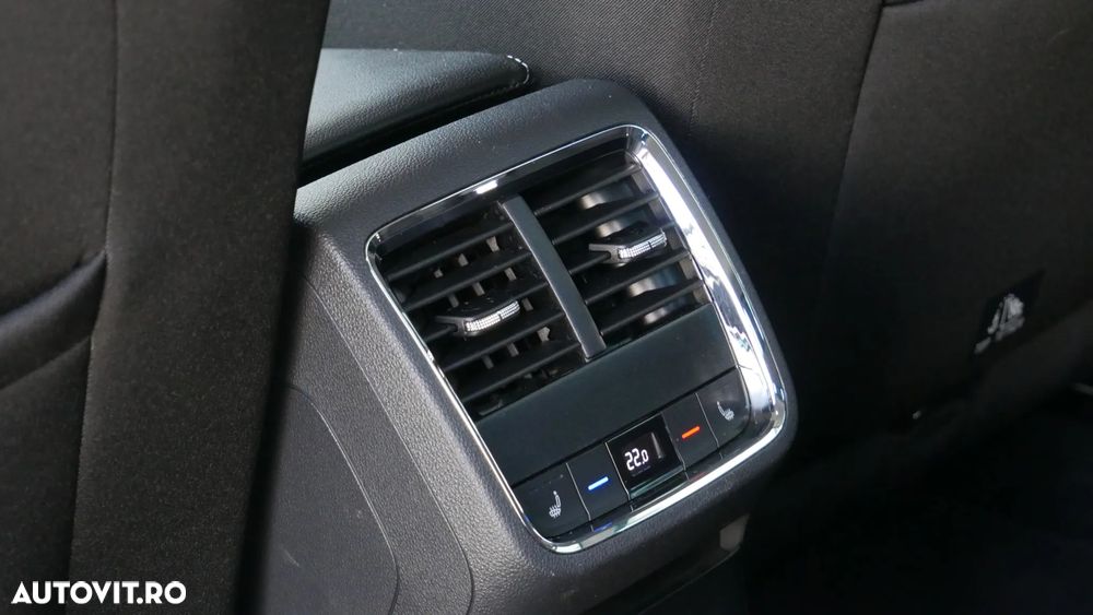 Skoda Octavia 2.0 TDI DSG Style - 19