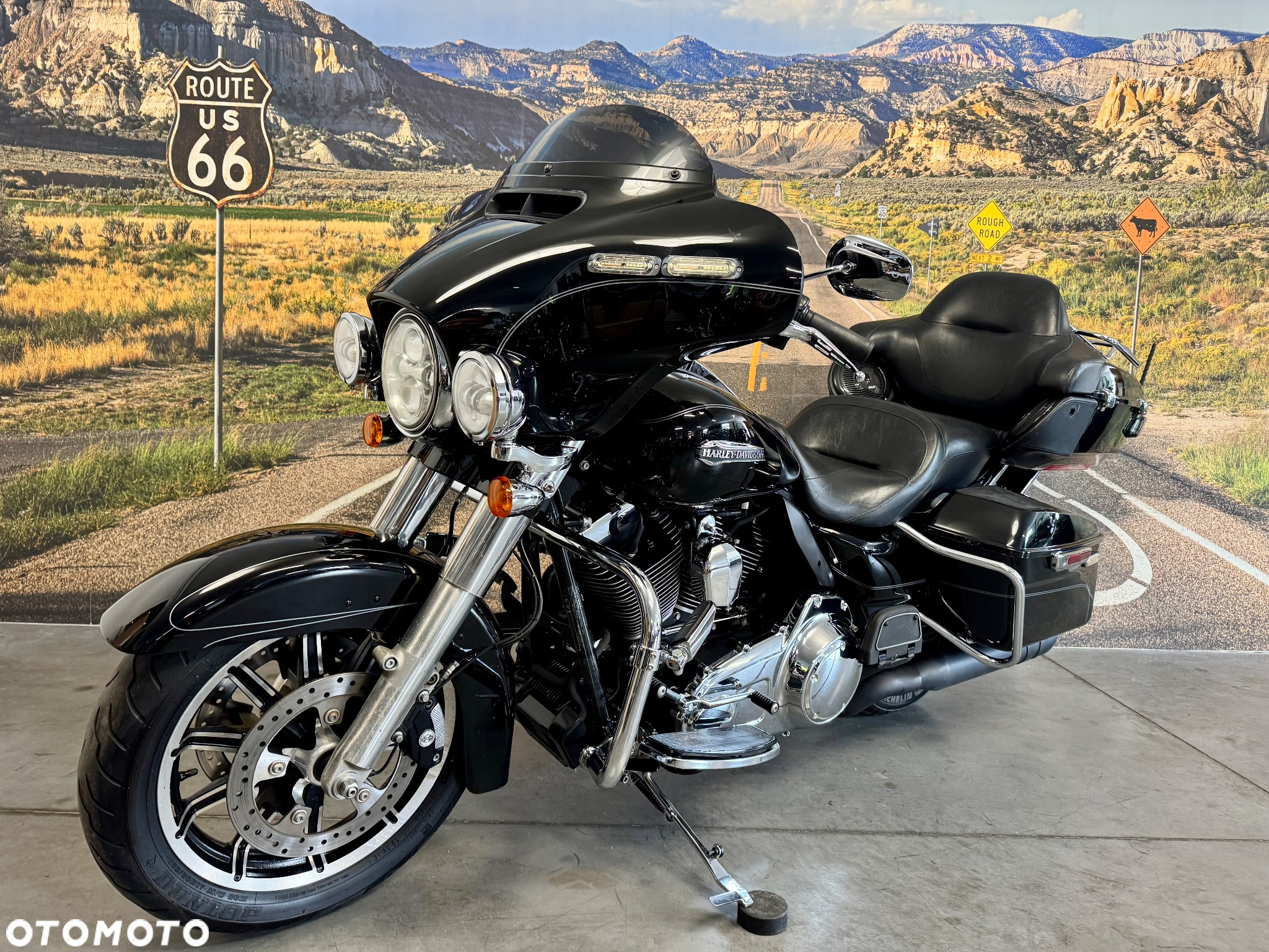Harley-Davidson Touring Electra Glide - 4
