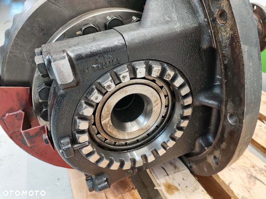 Środek mostu 12X43 JCB 8250 Fastrac - 12