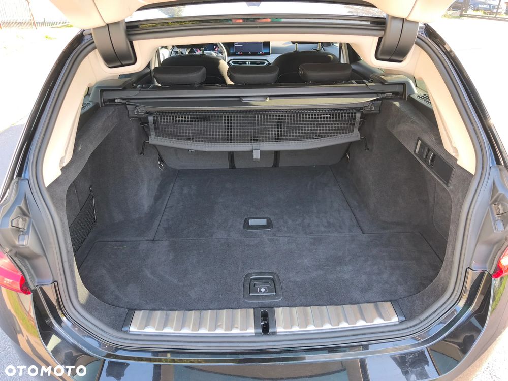 BMW Seria 3 318i Advantage - 16