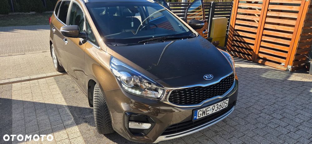 Kia Carens 1.6 GDI L - 15