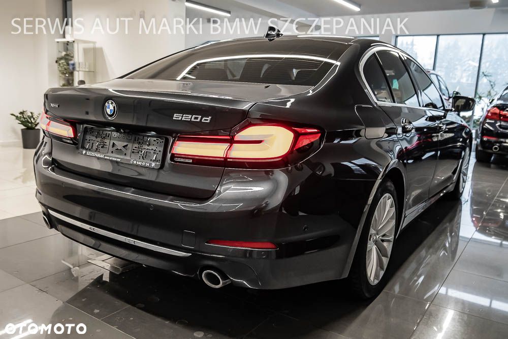 BMW Seria 5 520d xDrive Luxury Line - 8