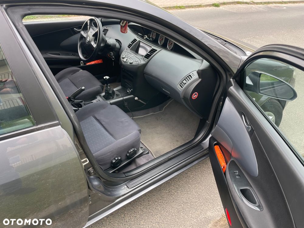 Nissan Primera - 11