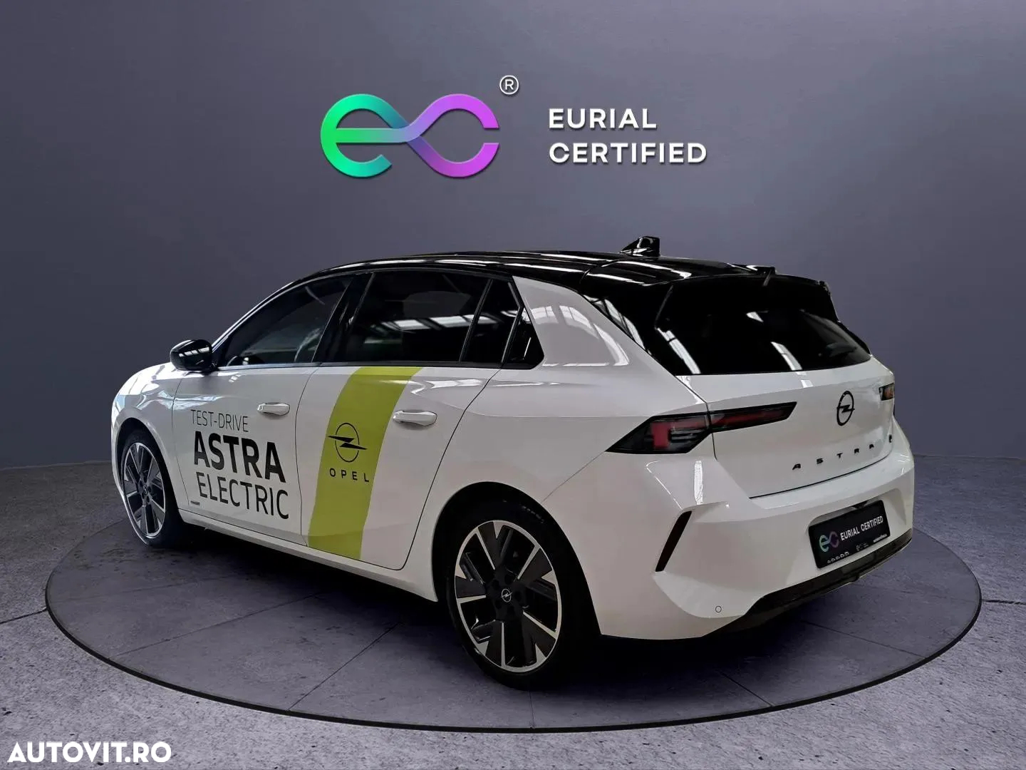 Opel Astra 54 kWh GS - 4