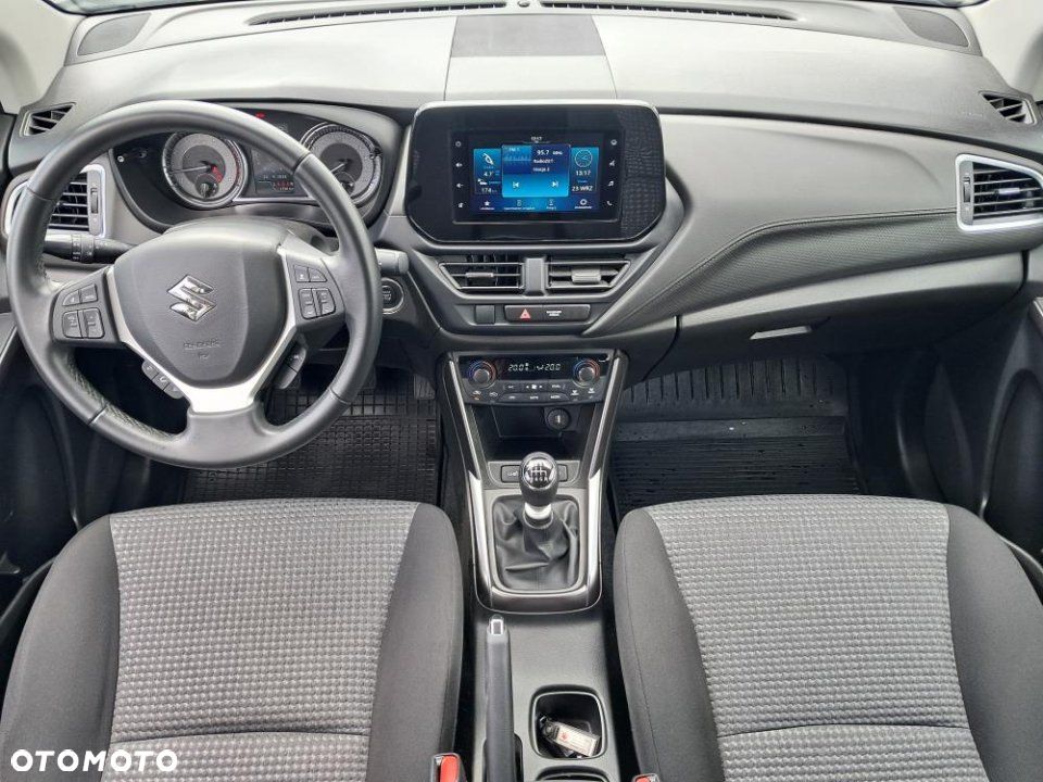 Suzuki S-Cross - 17