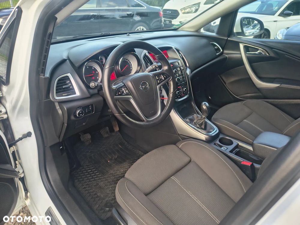 Opel Astra 2.0 CDTI DPF White Edition - 14