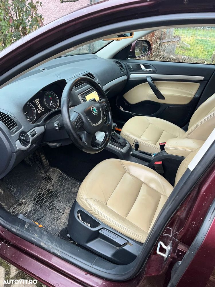 Skoda Octavia 1.6 TDI DPF DSG IMPULS EDITION - 7