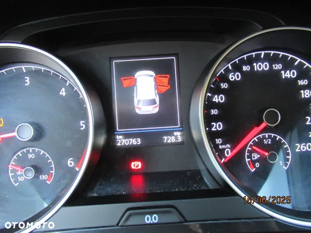 Volkswagen Golf VII 1.6 TDI BMT Comfortline - 17