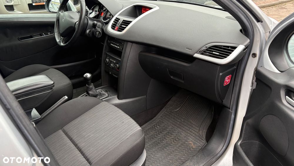 Peugeot 207 70 HDi FAP Filou - 9