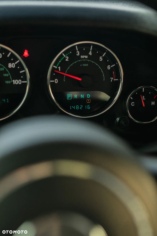 Jeep Wrangler 3.6 Unlim Sahara - 27