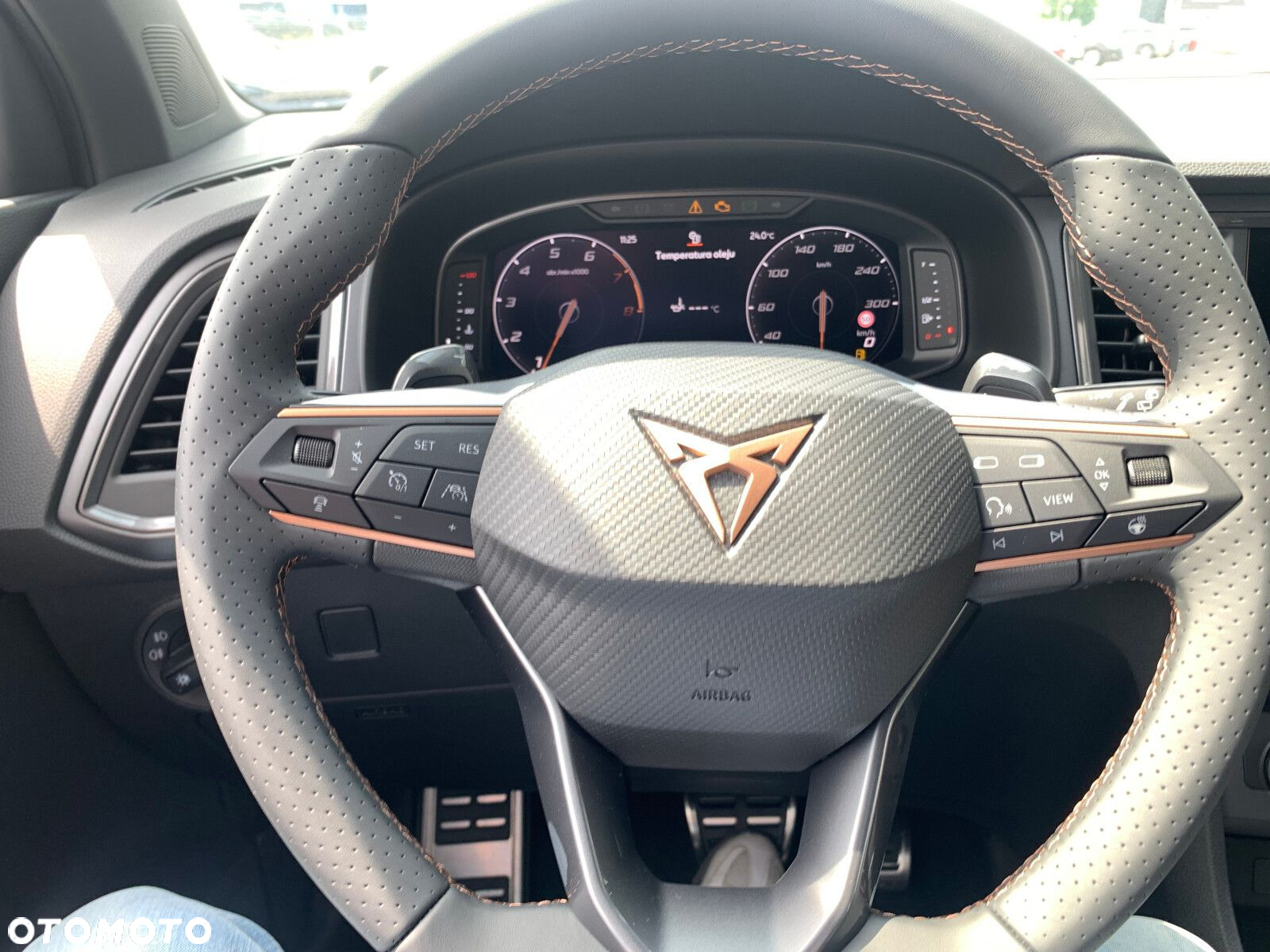 Cupra Ateca - 12