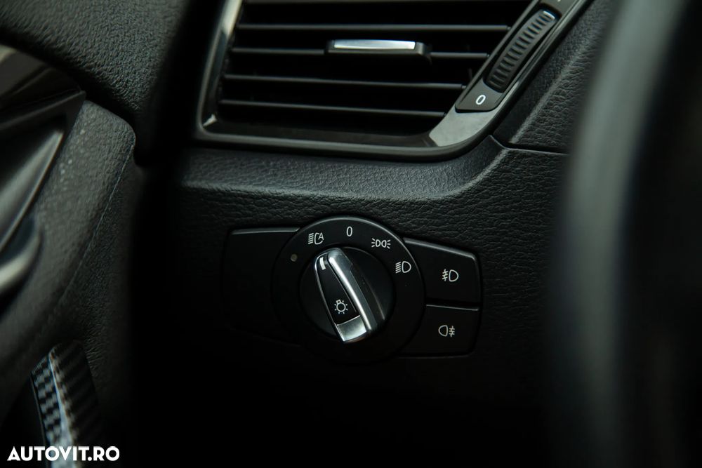 BMW X1 2013 — imagine 25