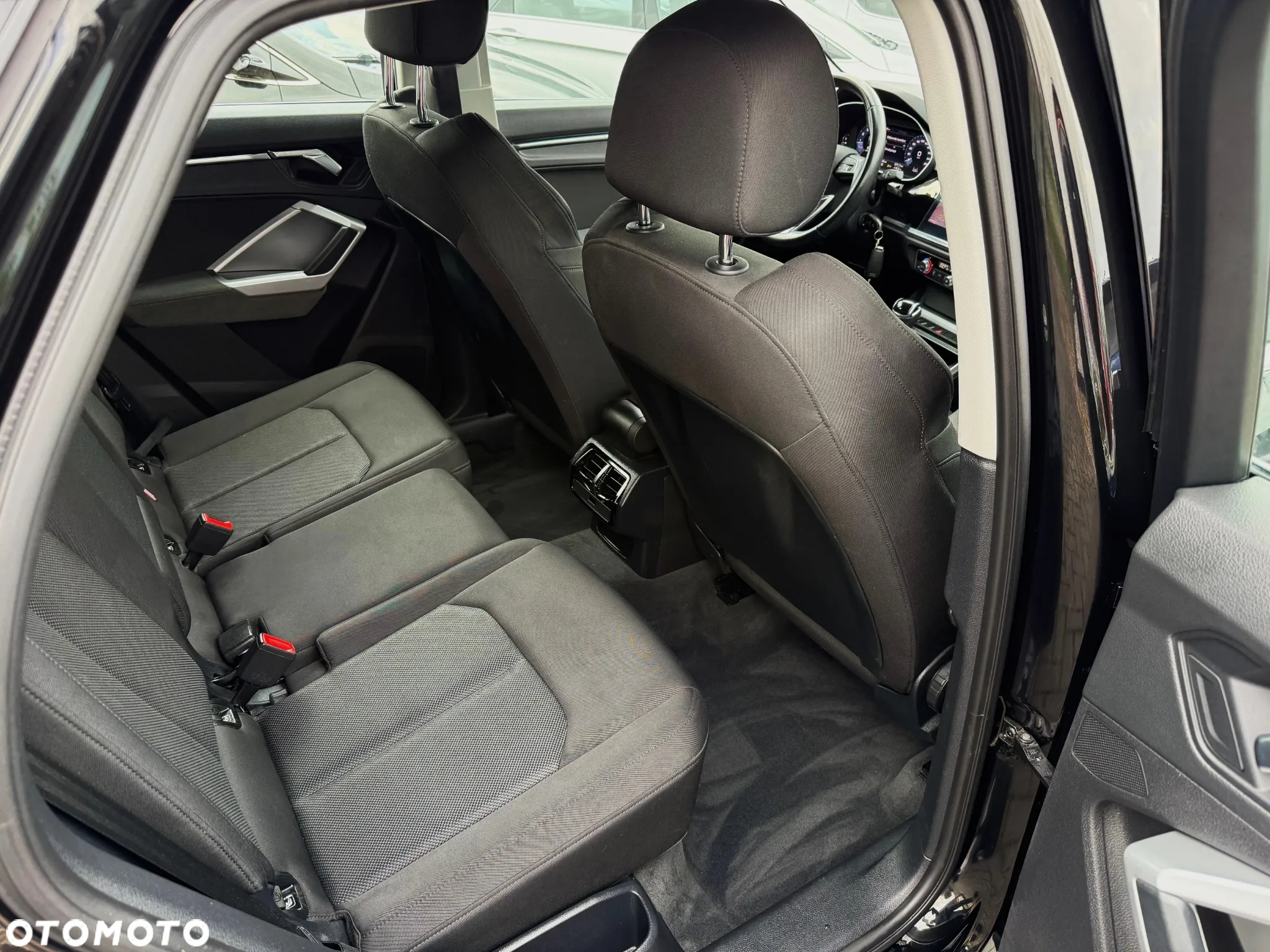 Audi Q3 Sportback 35 TFSI S tronic S line - 10