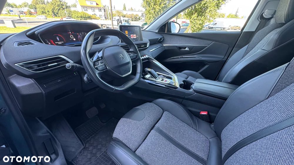 Peugeot 5008 1.2 PureTech Allure S&S EAT8 - 10