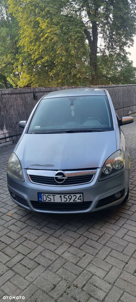 Opel Zafira - 2