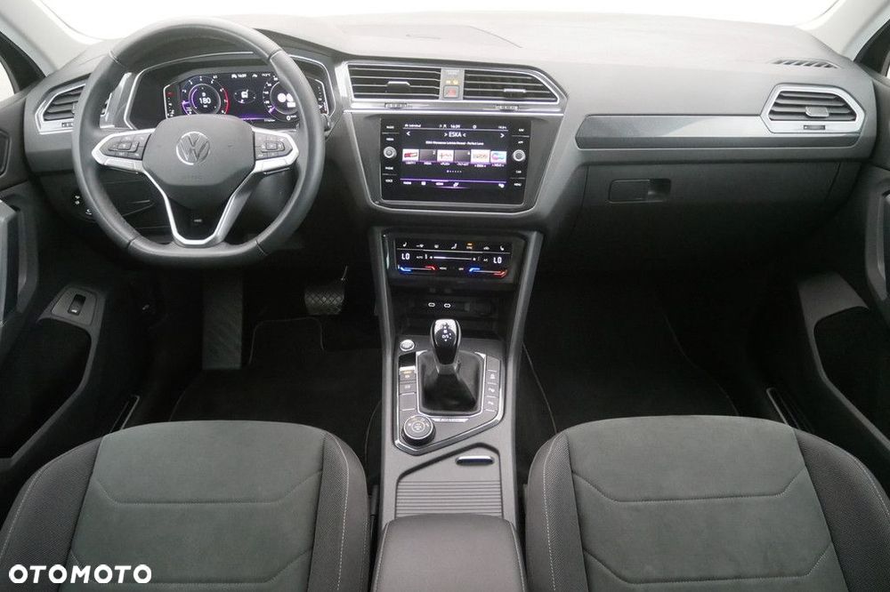 Volkswagen Tiguan 2.0 TSI 4Mot Elegance DSG - 8