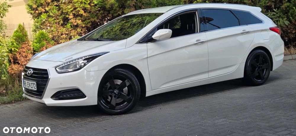Hyundai i40 Kombi 1.7 CRDi DCT Premium - 5