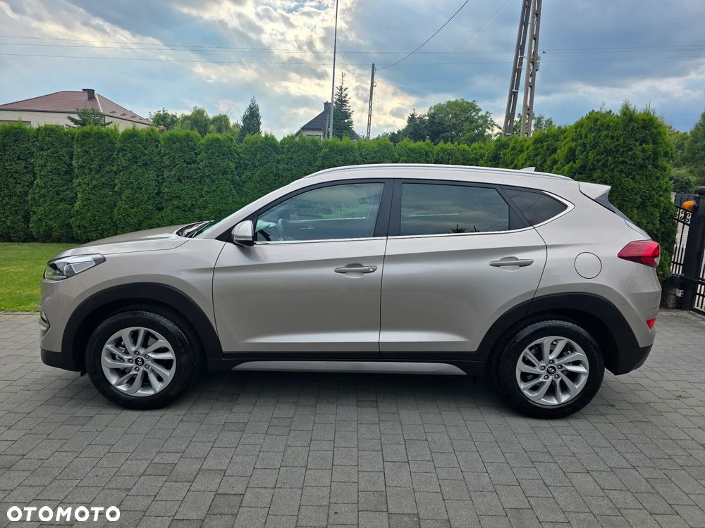 Hyundai Tucson blue 1.6 GDi 2WD Passion - 2