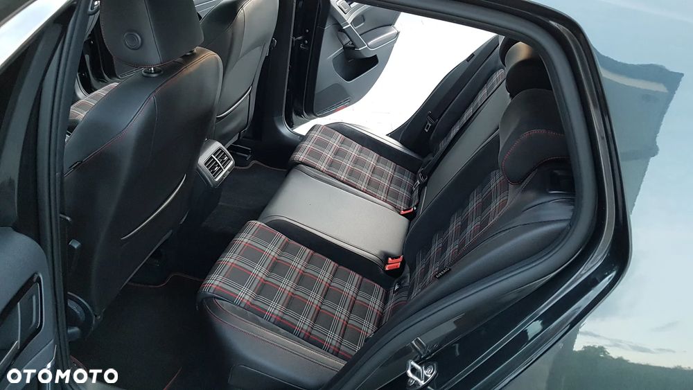 Volkswagen Golf 2.0 TSI BMT GTI Performance DSG - 18
