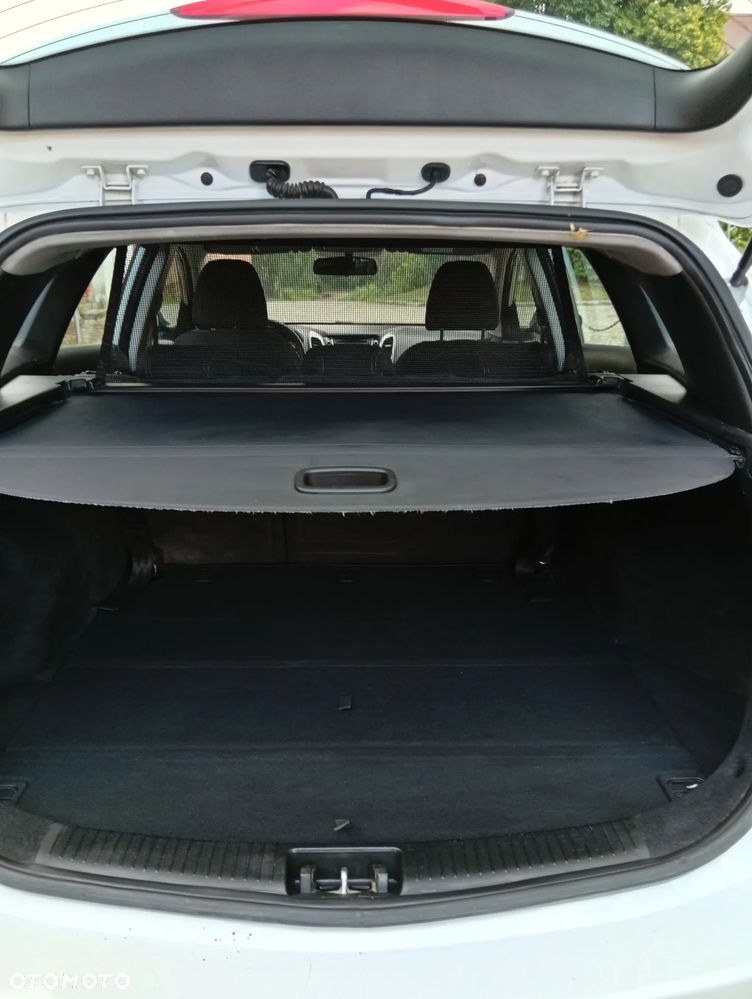 Hyundai i30 1.4 CRDi Classic + - 17