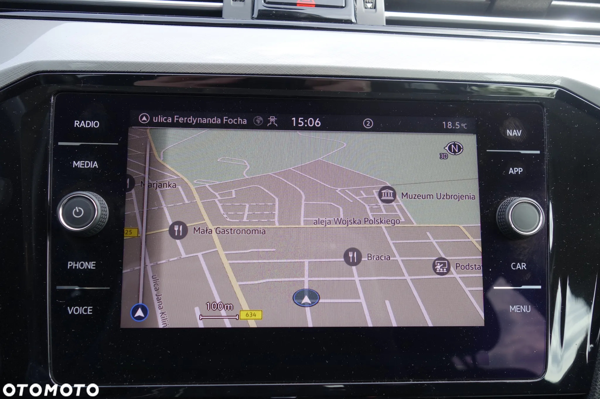 Volkswagen Passat 2.0 TDI EVO Business DSG - 23