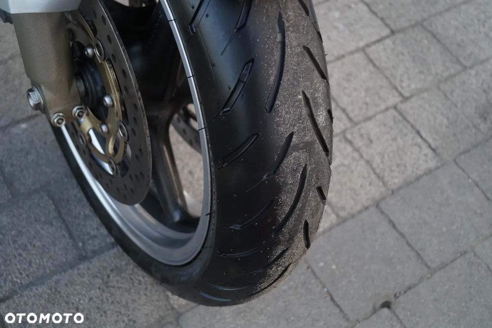 Honda CBR - 14