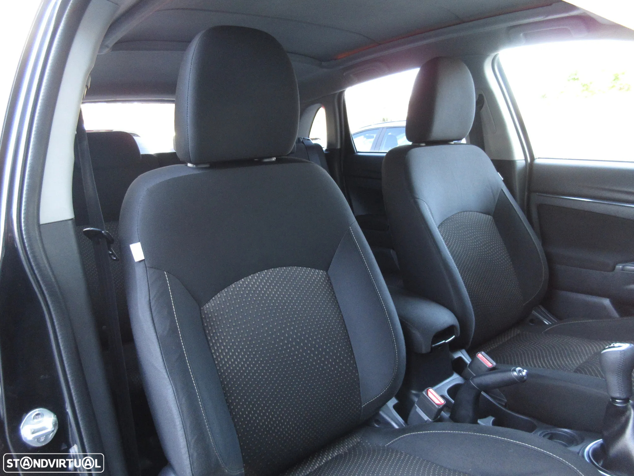 Mitsubishi ASX 1.6 Cross City - 29