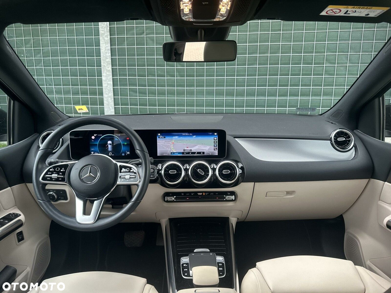 Mercedes-Benz Klasa B 180 7G-DCT - 16