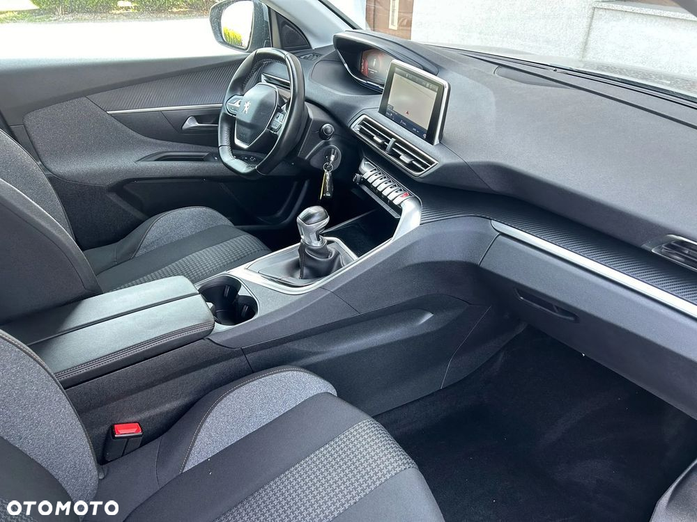 Peugeot 3008 - 10