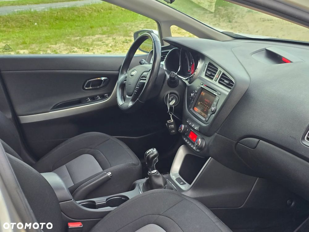Kia Ceed 1.6 CRDi 128 97g Edition 7 - 11