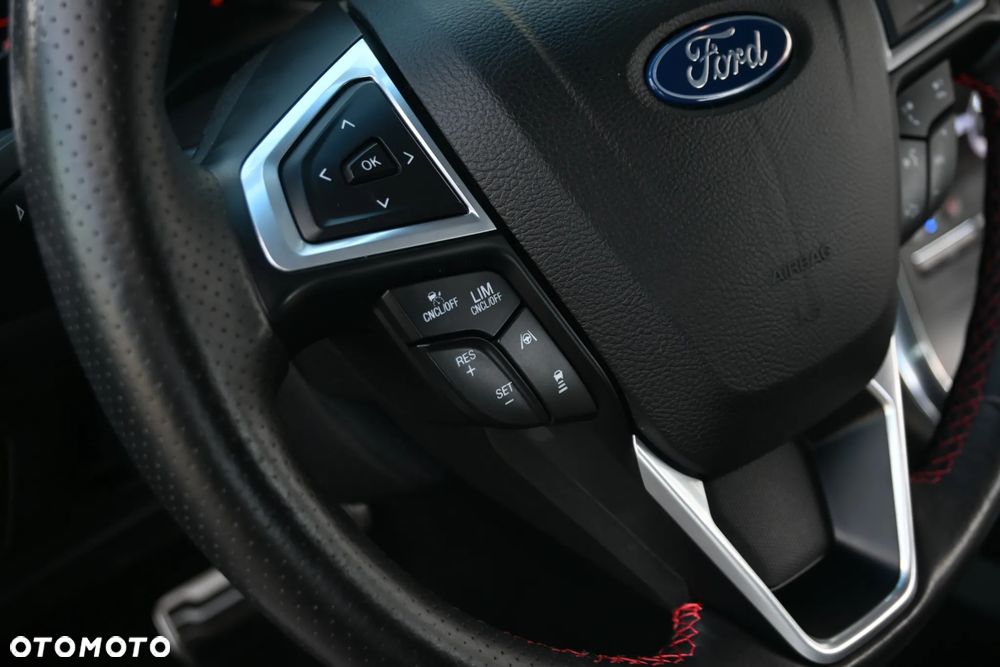Ford Edge 2.0 EcoBlue Twin-Turbo 4WD ST-Line - 36