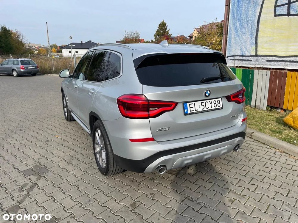 BMW X3 xDrive20d xLine - 11