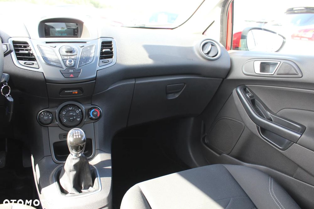 Ford Fiesta 1.25 Trend - 29