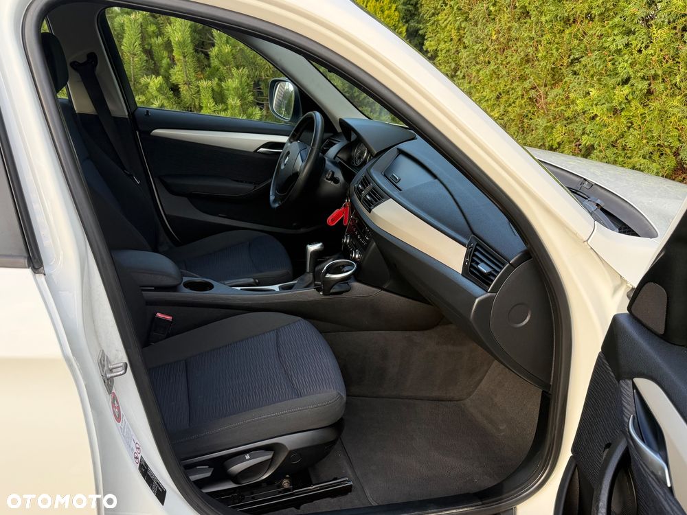 BMW X1 xDrive20d - 11