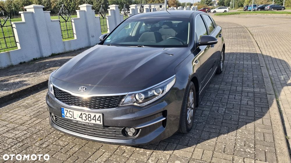 Kia Optima - 8