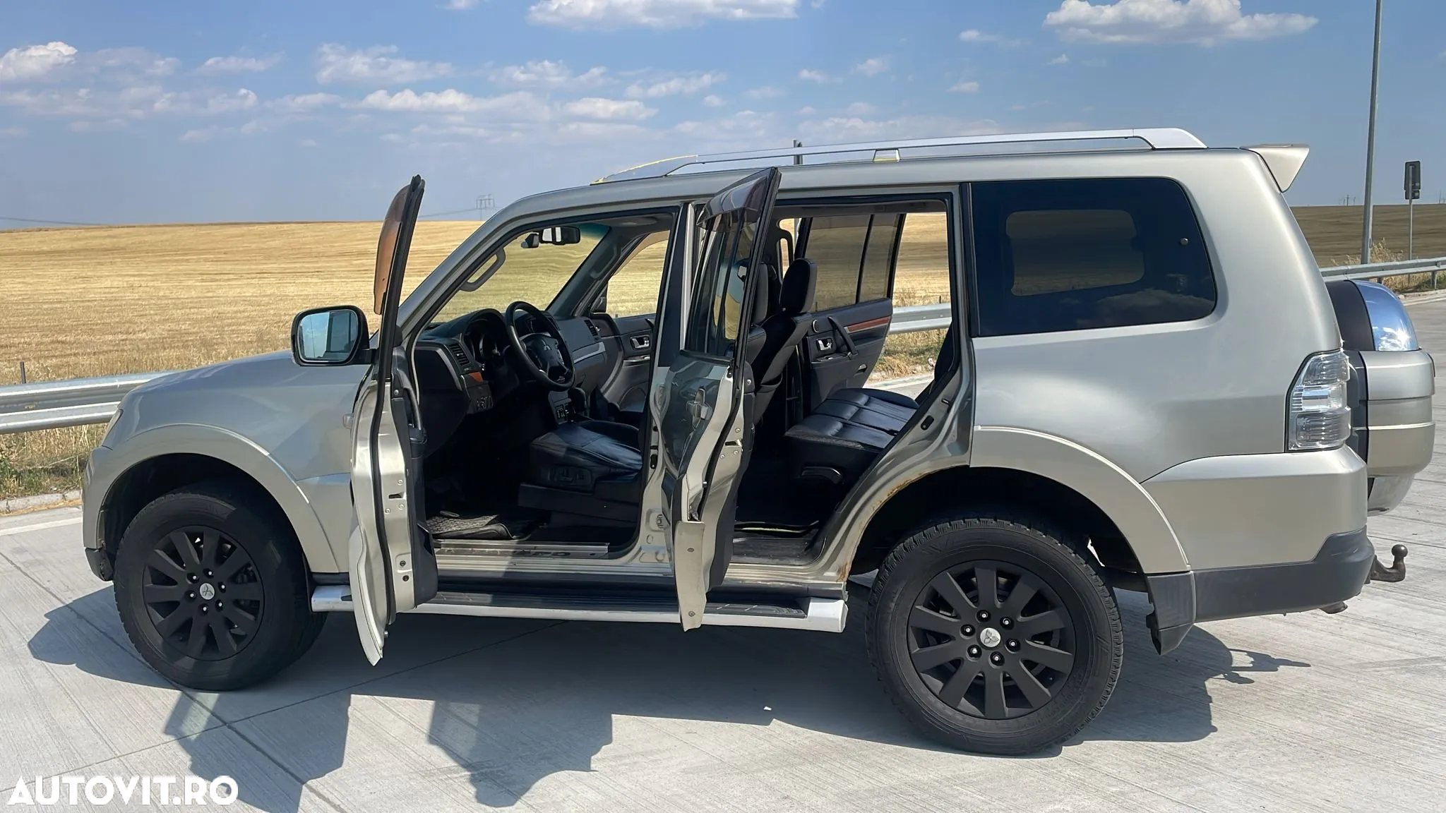 Mitsubishi Pajero LWB 3.2 DI-D Intense+ A/T - 8