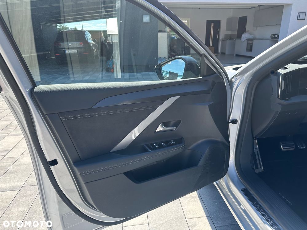 Opel Astra 1.2 Turbo Automatik Ultimate - 14