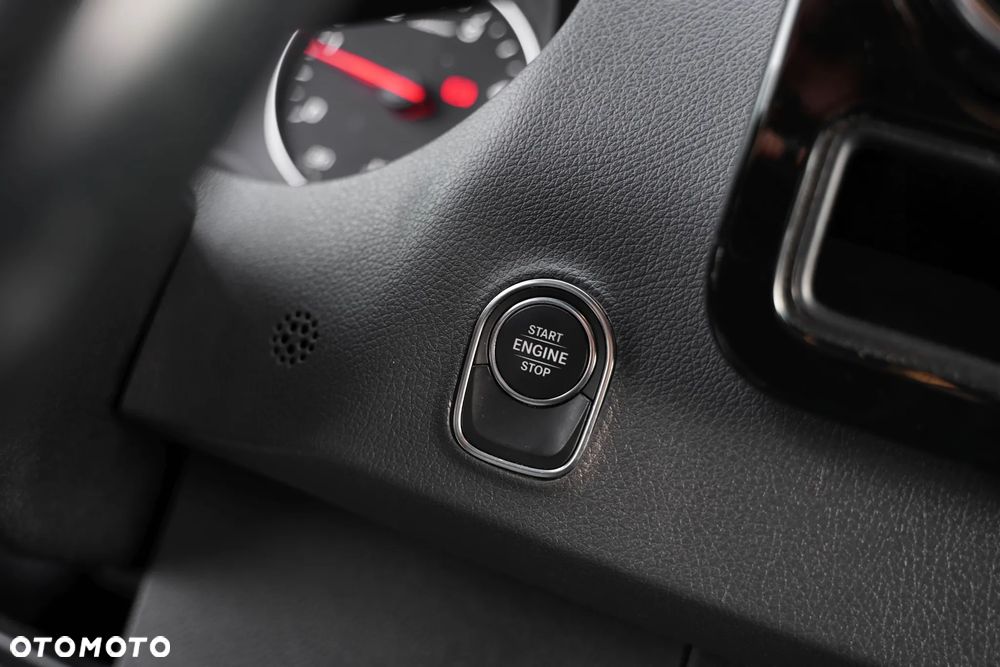 Mercedes-Benz Sprinter 315 Furgon - 28