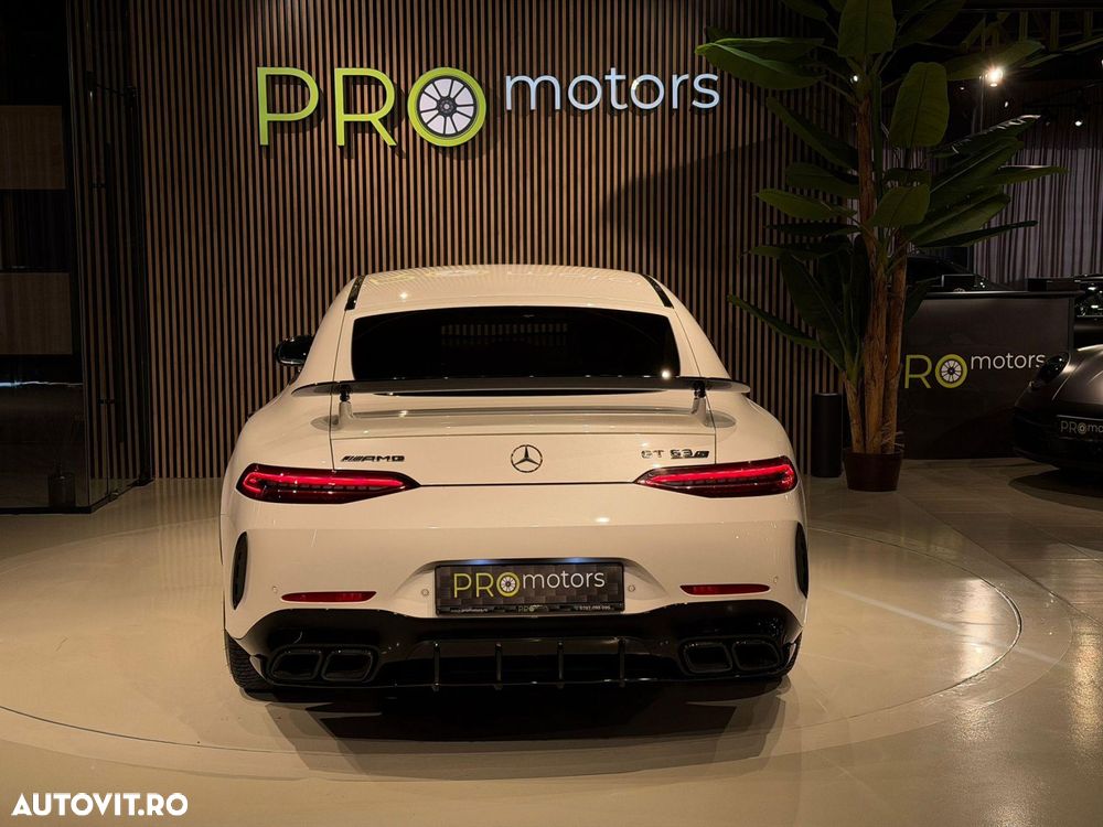Mercedes-Benz AMG GT - 8