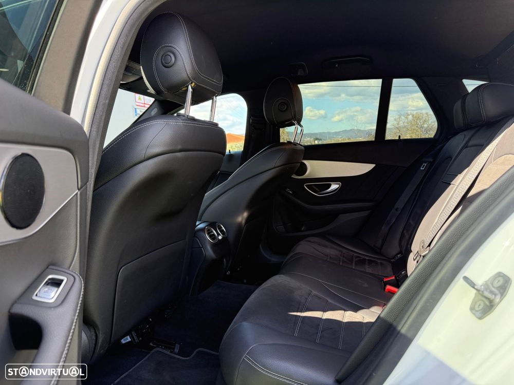 Mercedes-Benz C 300 - 25