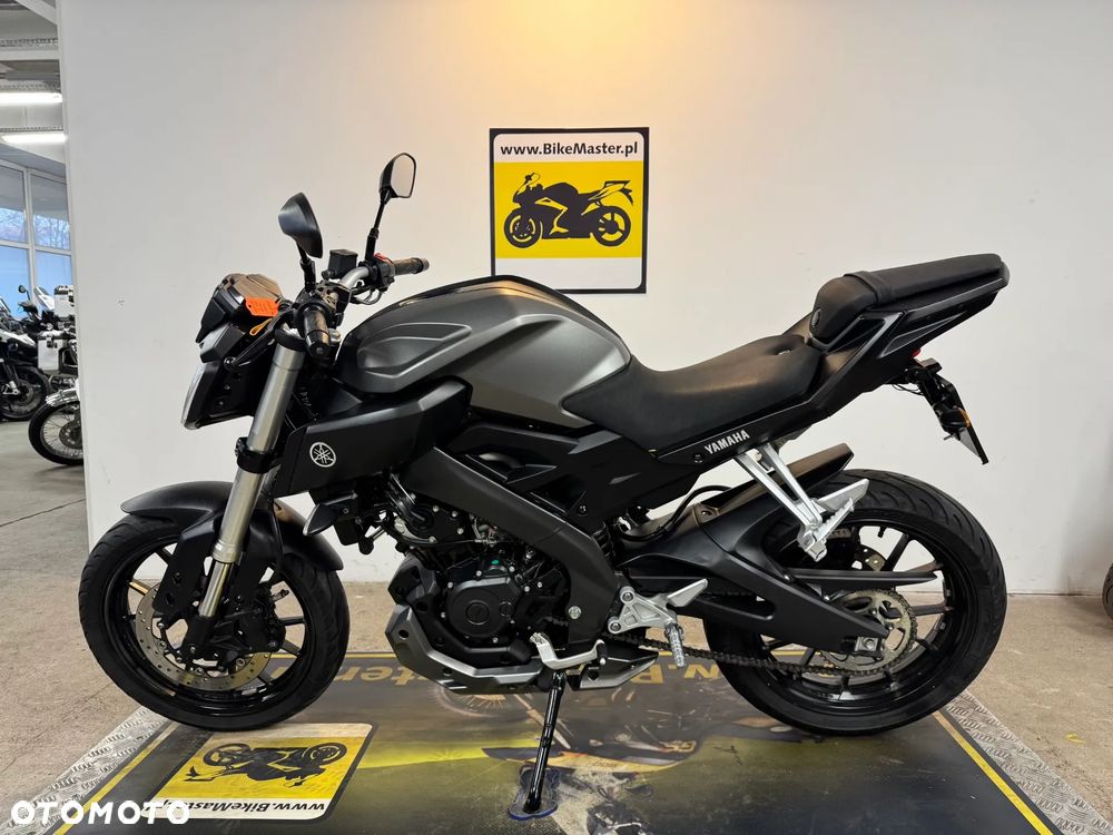 Yamaha MT - 2